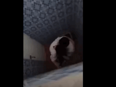 เอ๊ะห้องข้างๆเค้าทำอะไรกัน เสียงดังซี๊ดซ๊าด แอบดูซักหน่อยดีกว่า