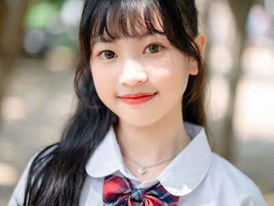 น้องฟ้าใส ม.6 กับลุงรถสองแถว ในรถสองแถวตอนเย็นฝนตก